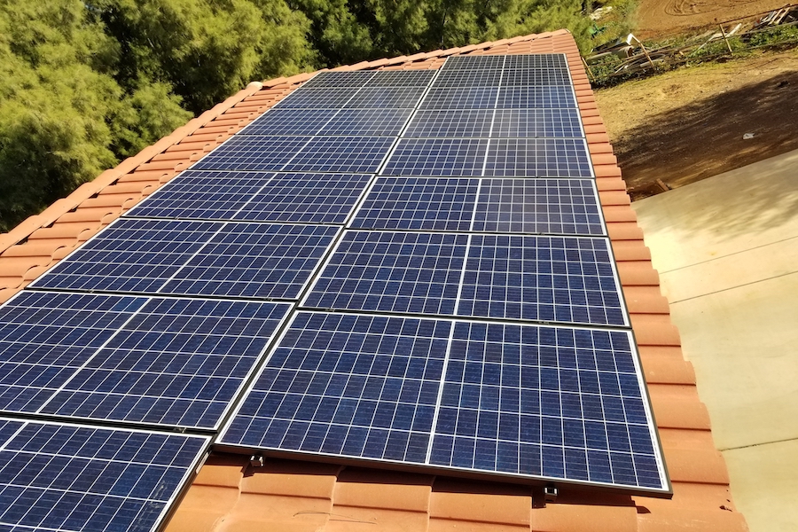 solar panels on roofs in phoenix arizona